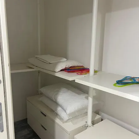 Very House Apartment